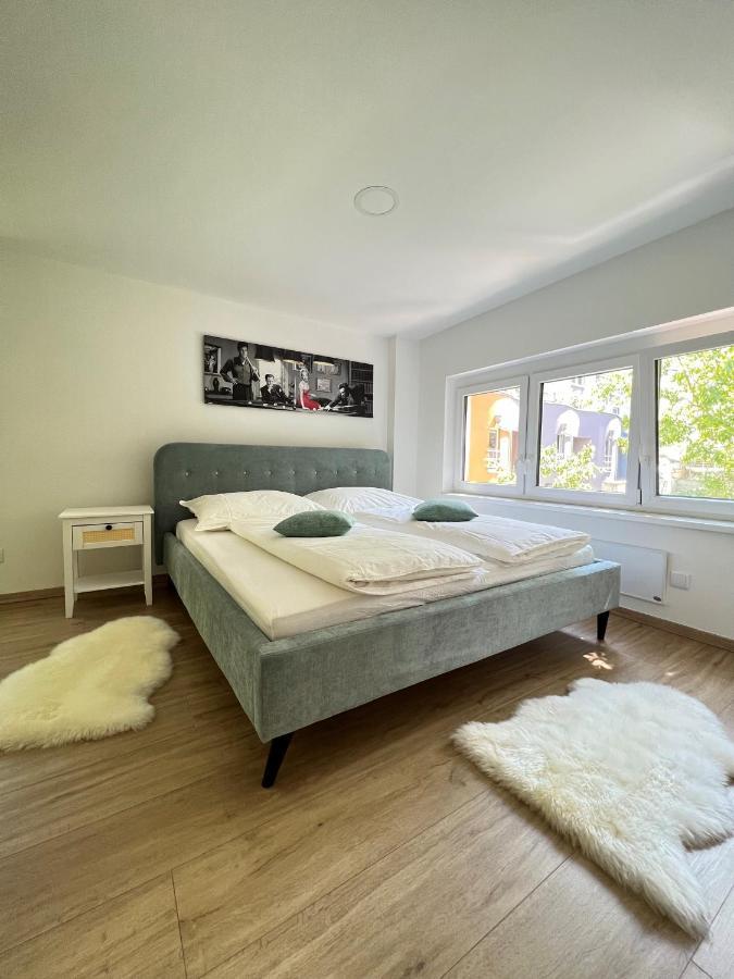 Charming Townhouse Directly By Metro Apartman Bécs Kültér fotó